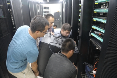 西城校區網絡數據中心機房回遷工作圓滿完成，網絡技術服務全面恢復與升級